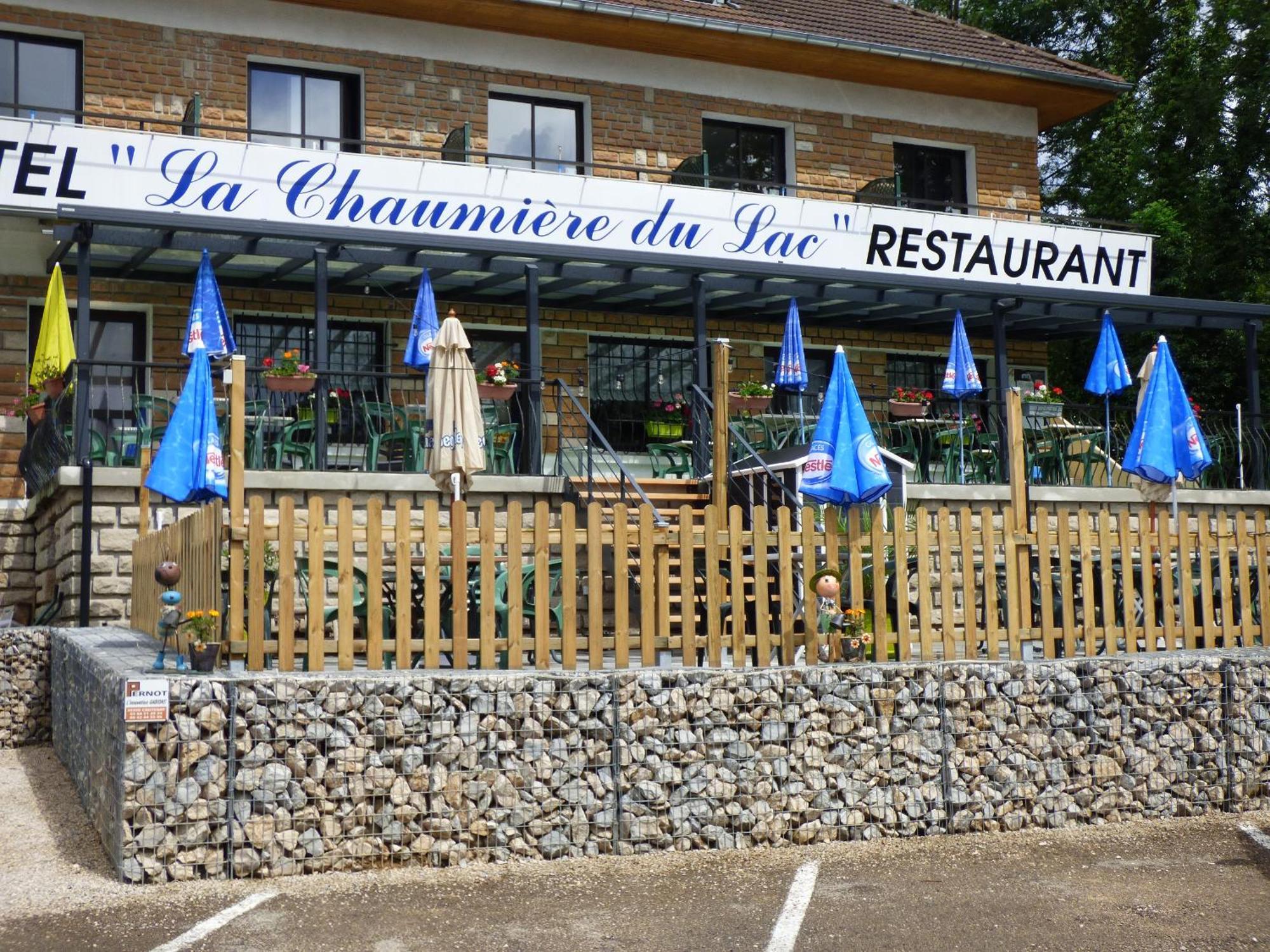 Hotel Restaurant La Chaumiere Du Lac Clairvaux-les-Lacs Exteriör bild